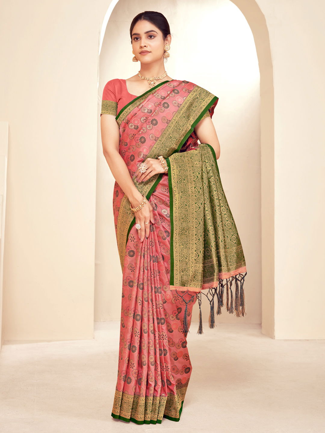 Majestik Silk By Bunawat Wedding Wear Paithani Silk Sarees Wholesale Online